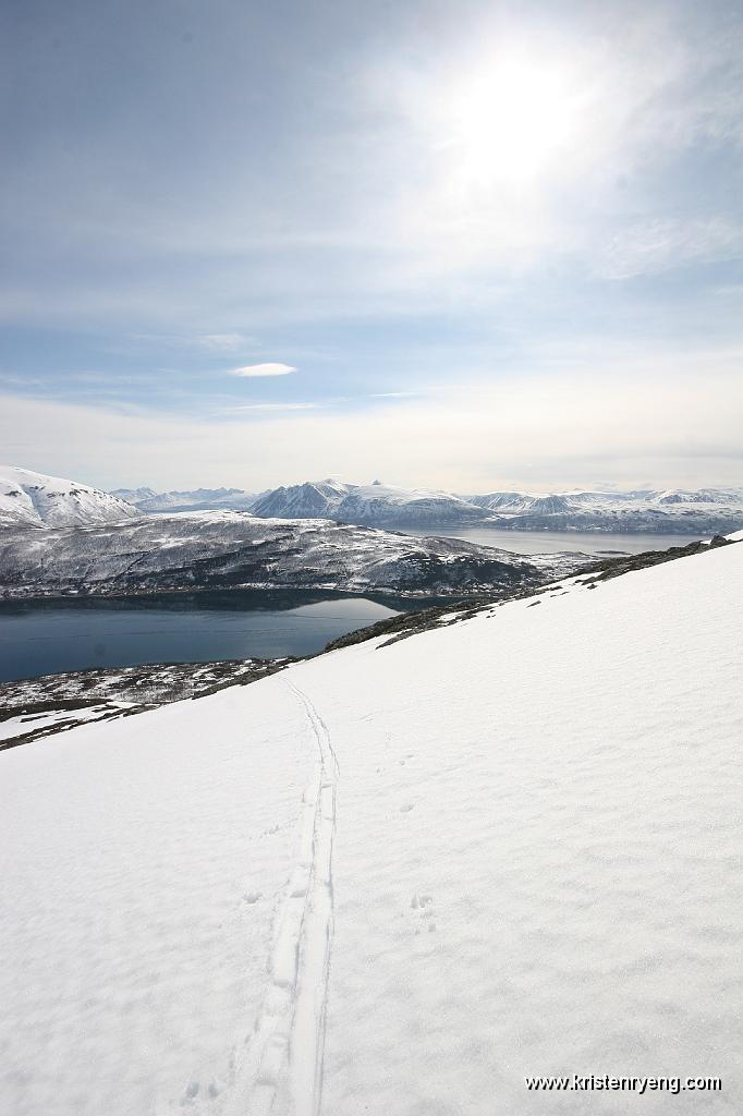 IMG_0057.JPG - April - mai er supre måneder for skiturer i Tromsø.