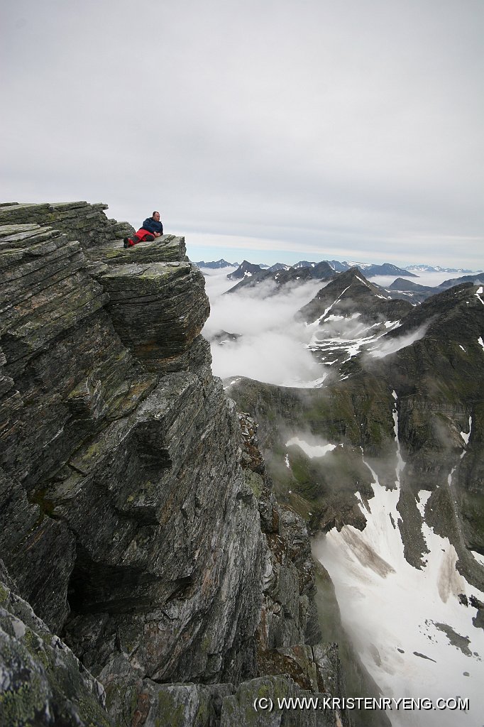 IMG_0173.JPG - Daniel slapper av på en fjellhylle ca 1180 moh.