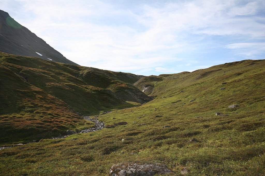IMG_0026.JPG - En pen liten elv som renner øst for Lassofjellet.